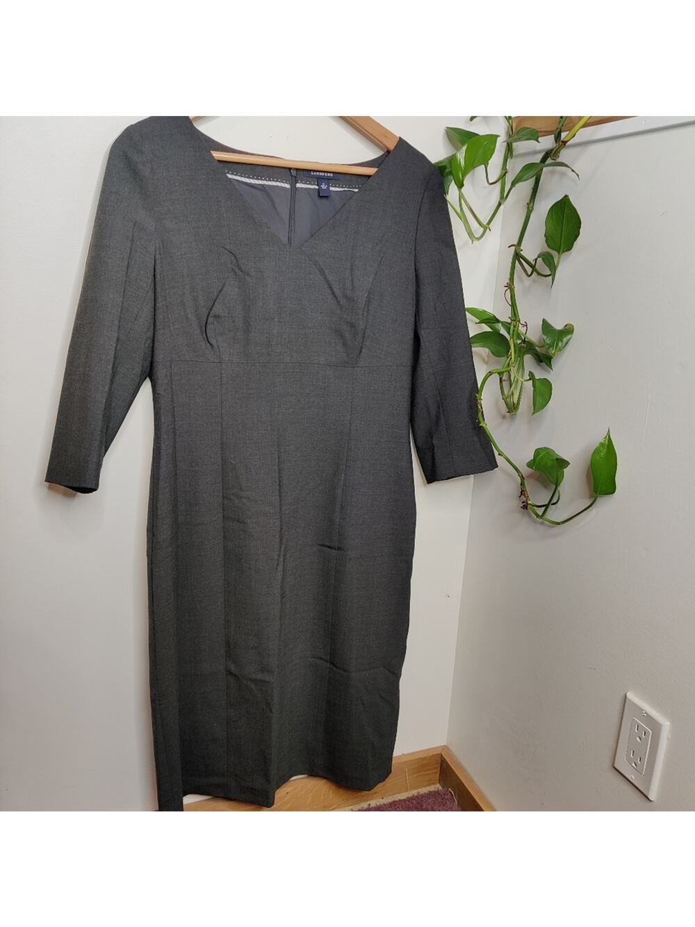 Lands’ End Gray Sheath Dress Size 10